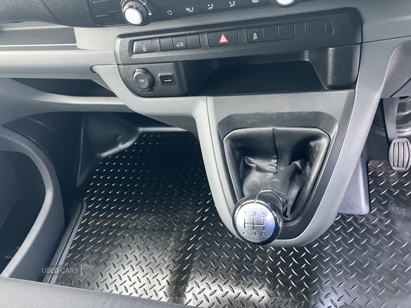 Citroen Dispatch M DIESEL in Down