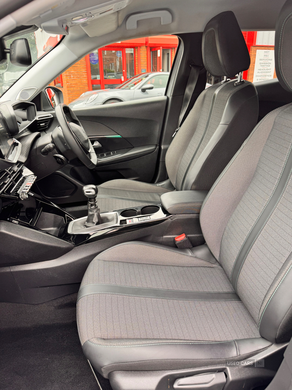 Peugeot 2008 1.2 puretech allure premium in Antrim