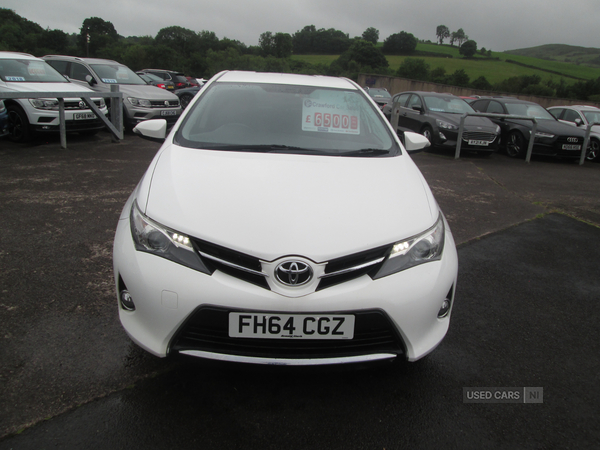 Toyota Auris DIESEL HATCHBACK in Fermanagh