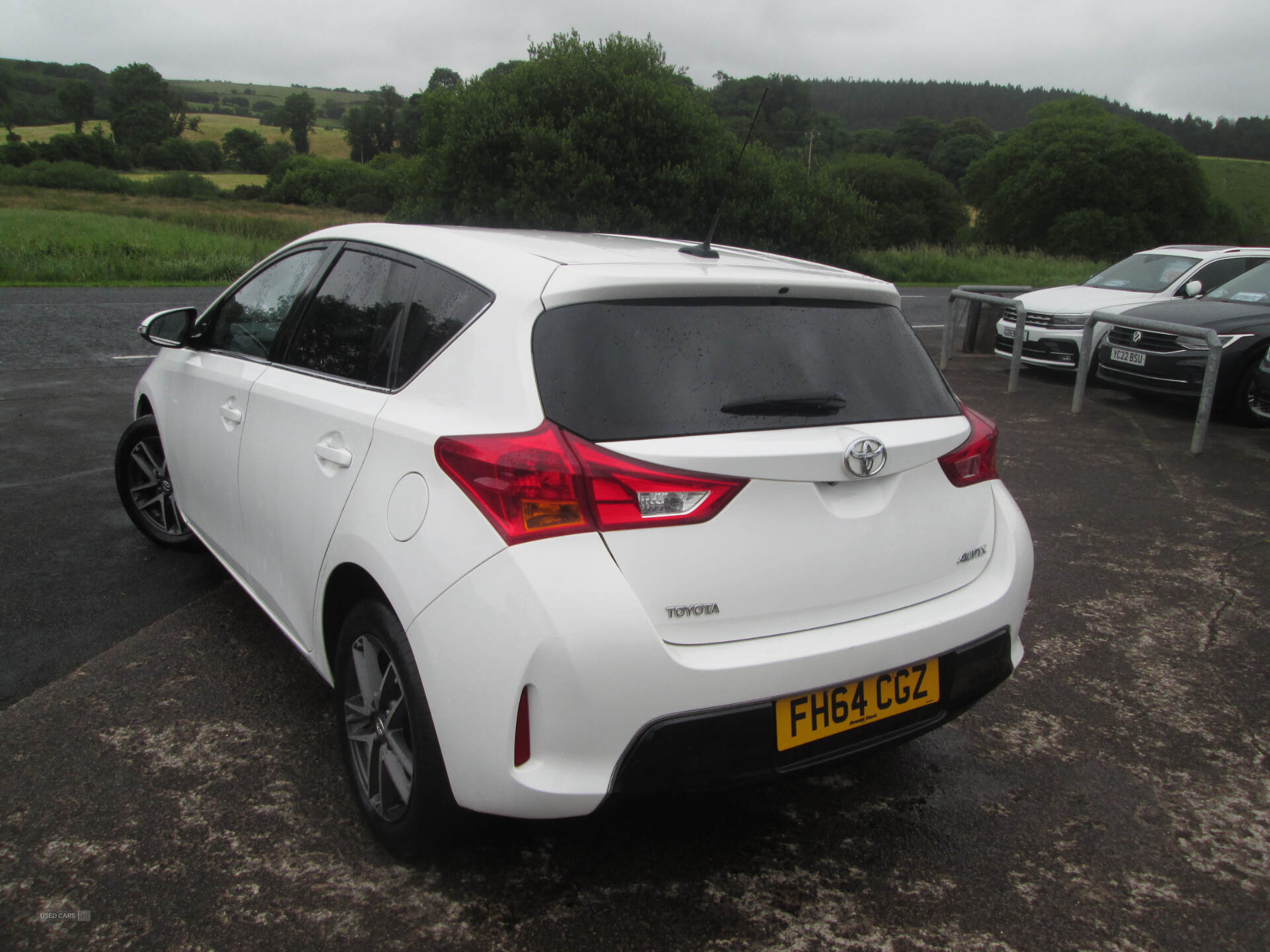 Dec 2014 Toyota Auris 1.4 D-4D Icon+ 5dr