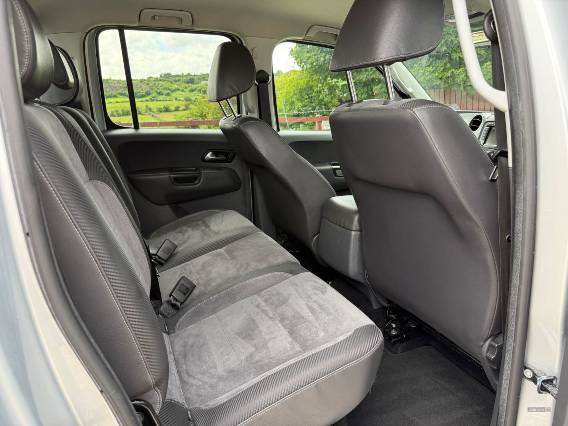 Volkswagen Amarok A32 SPECIAL EDITIONS in Down