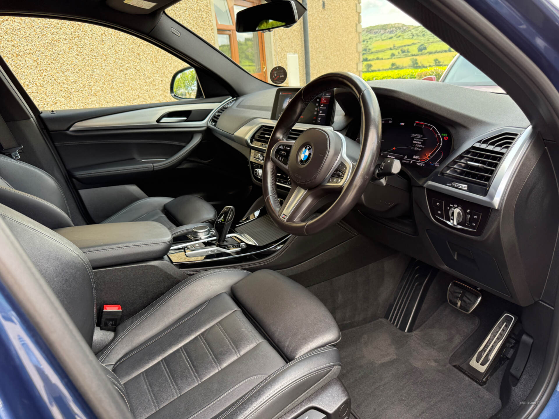 Car Thumbnail 6