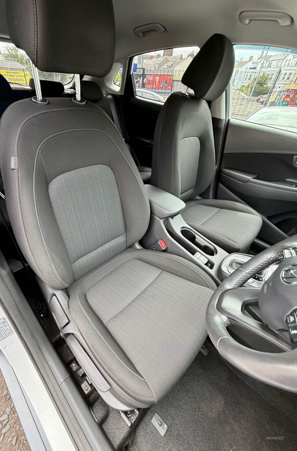 Hyundai Kona HATCHBACK in Down