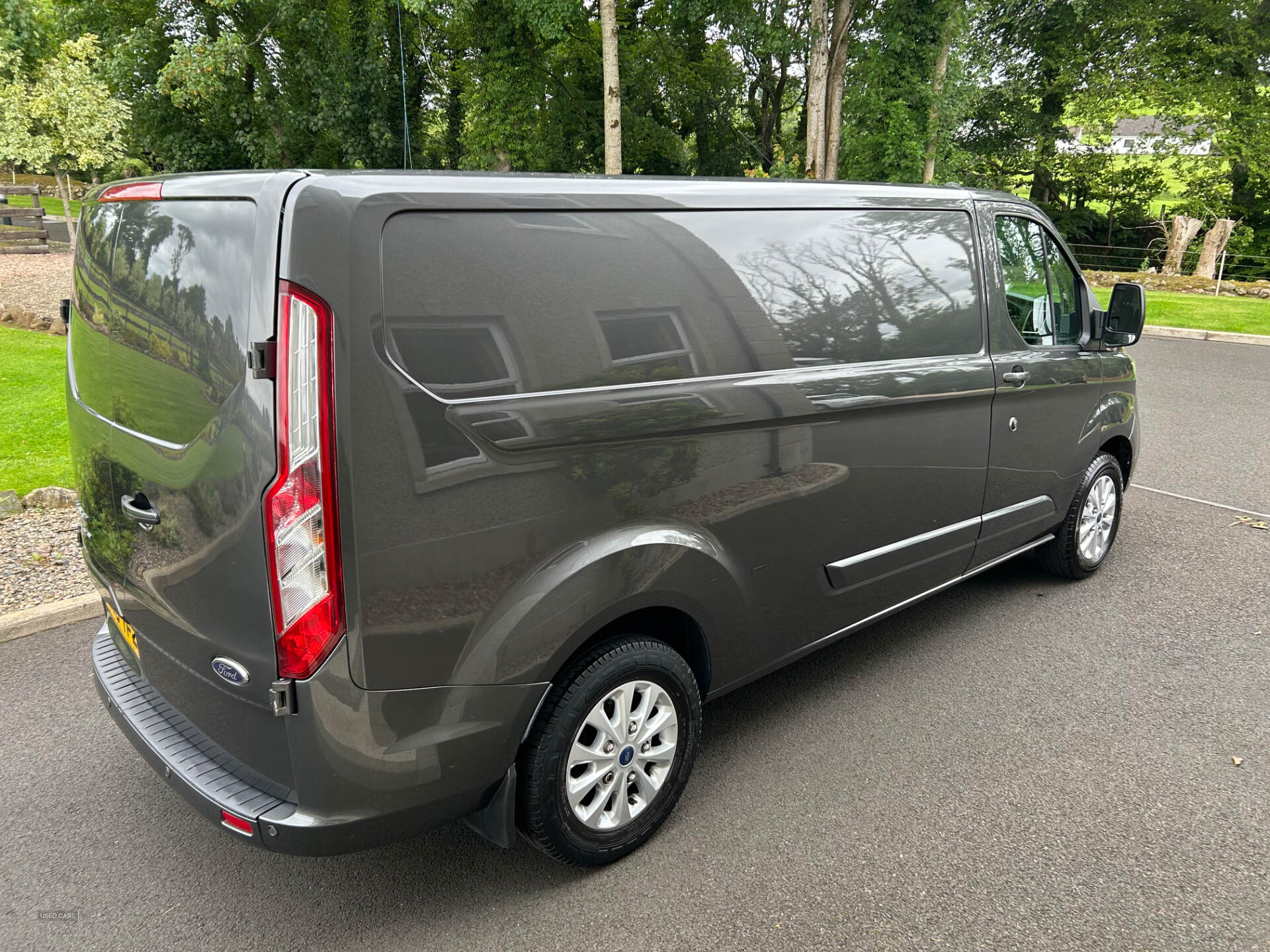 Dec 2020 Ford Transit Custom 2.0 EcoBlue 130ps Low Roof Limited Van
