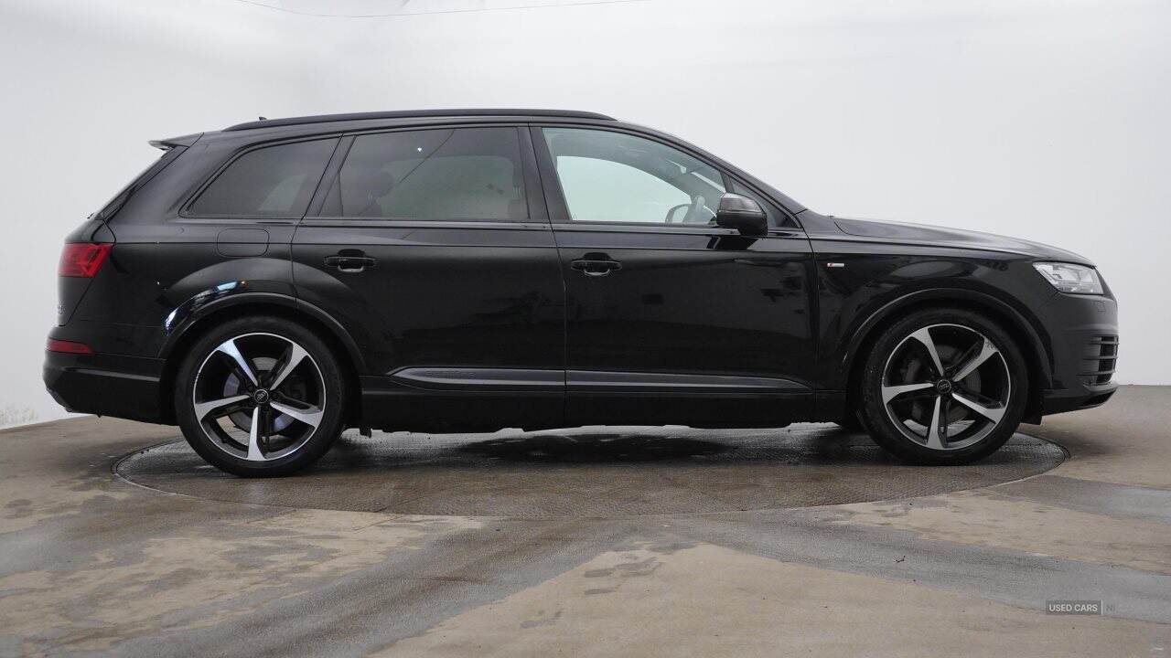 Audi Q7 DIESEL ESTATE in Tyrone