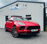 Porsche Macan ESTATE in Down