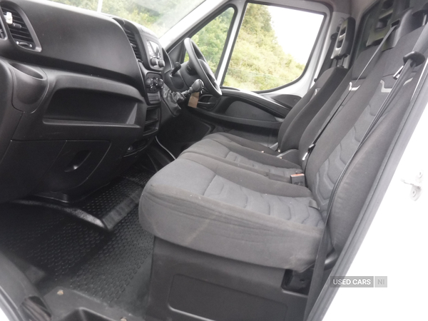 Iveco Daily 35S14 DIESEL in Down