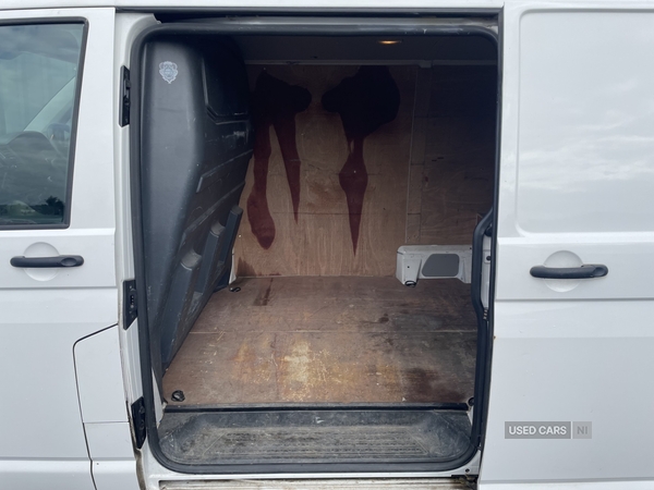 Volkswagen Transporter T30 LWB DIESEL in Antrim