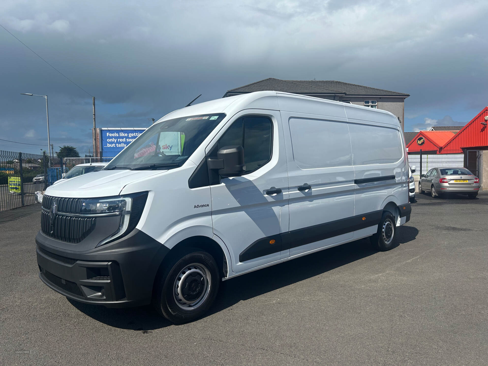 Renault Master LM35 DCI 150 BHP ADVANCE MEDIUM ROOF in Antrim