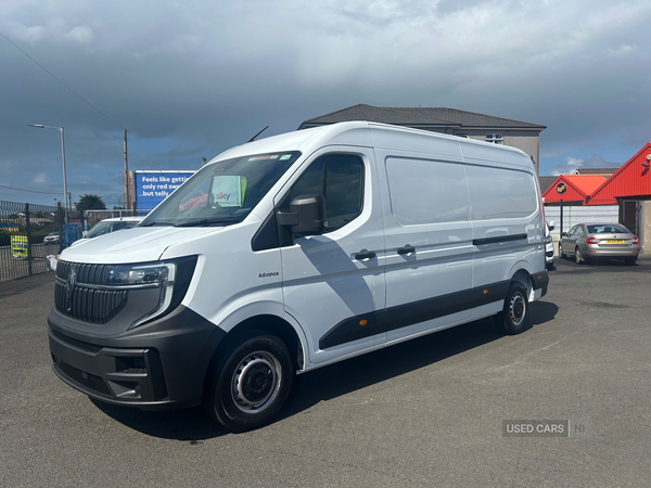Renault Master LM35 DCI 150 BHP ADVANCE MEDIUM ROOF in Antrim