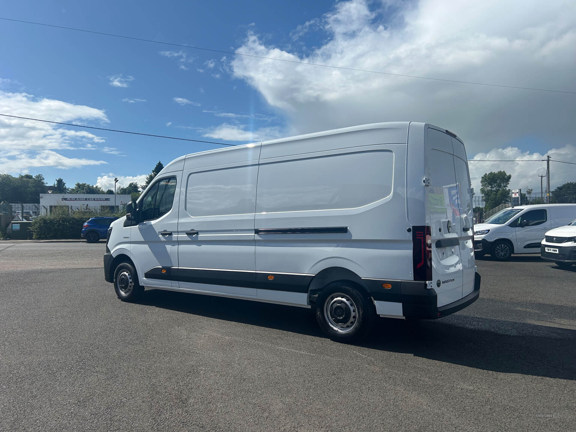 Renault Master LM35 DCI 150 BHP ADVANCE MEDIUM ROOF in Antrim