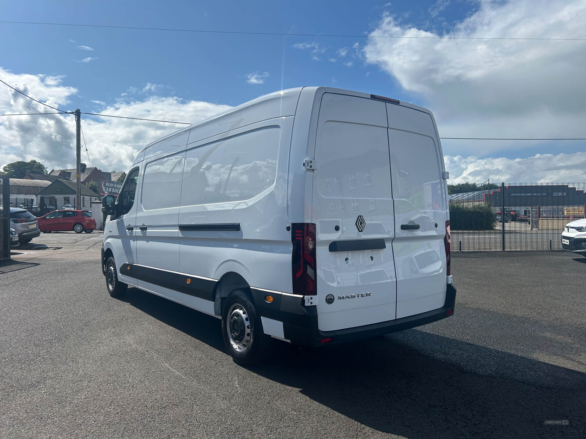 Renault Master LM35 DCI 150 BHP ADVANCE MEDIUM ROOF in Antrim