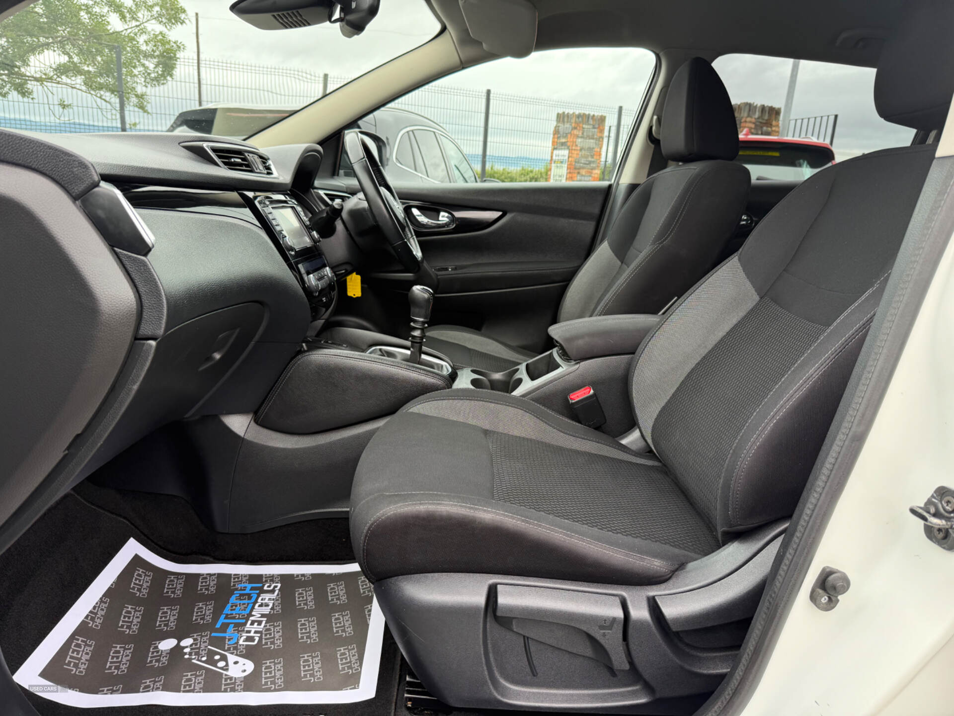 Nissan Qashqai DIESEL HATCHBACK in Derry / Londonderry
