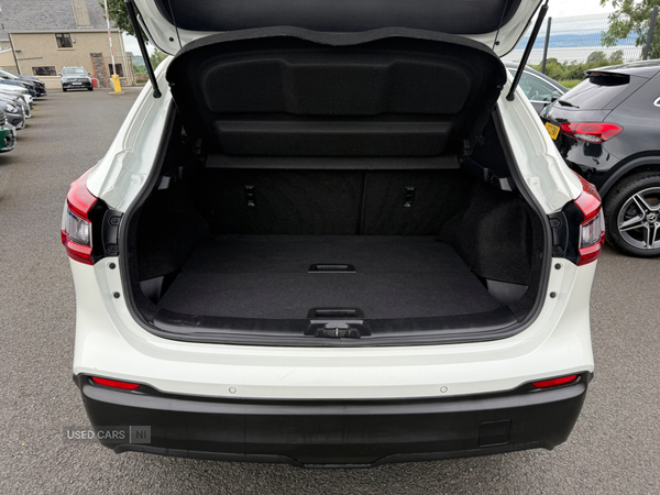 Nissan Qashqai DIESEL HATCHBACK in Derry / Londonderry