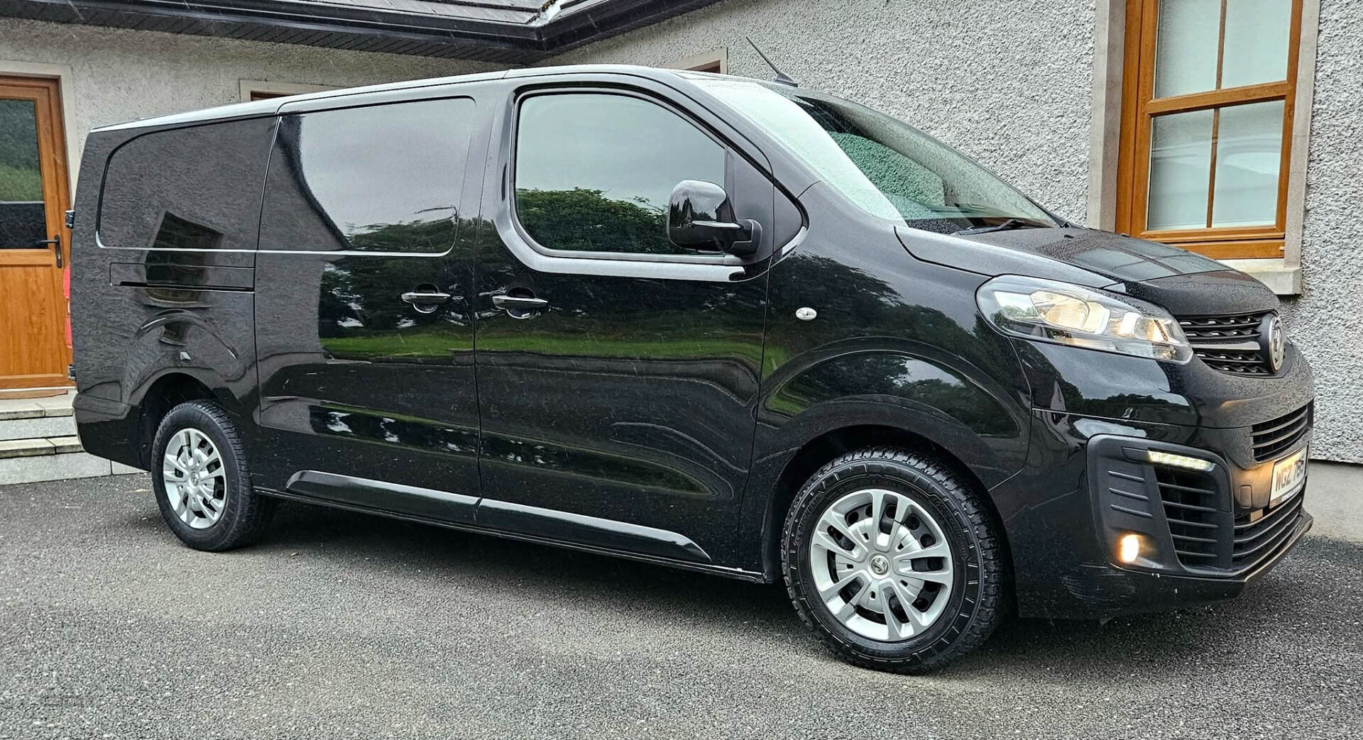 Jun 2022 Vauxhall Vivaro 3100 2.0d 145PS Sportive H1 Van