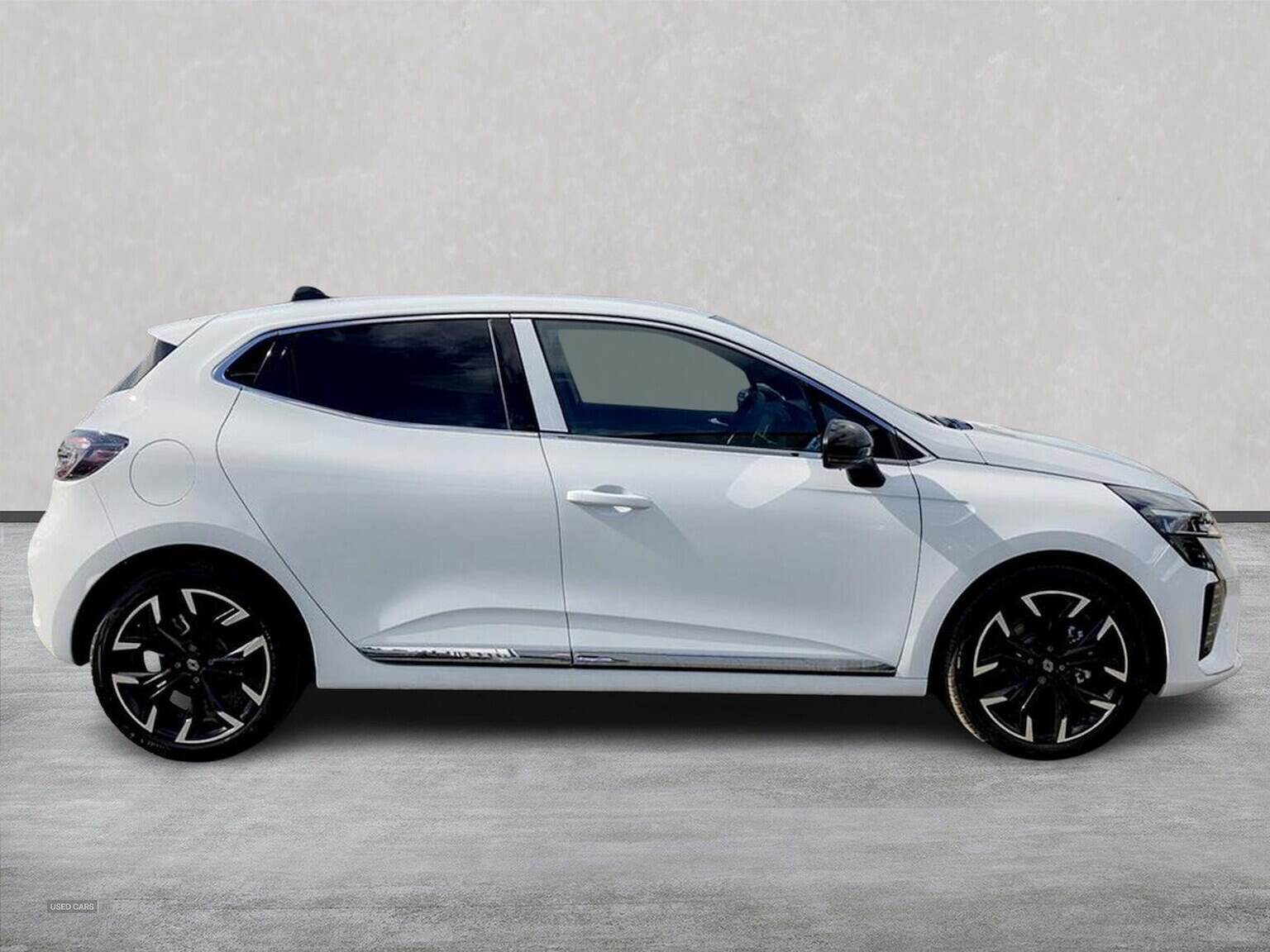 Jun 2025 Renault Clio 1.6 E-Tech Full Hybrid 145 Techno 5Dr Auto