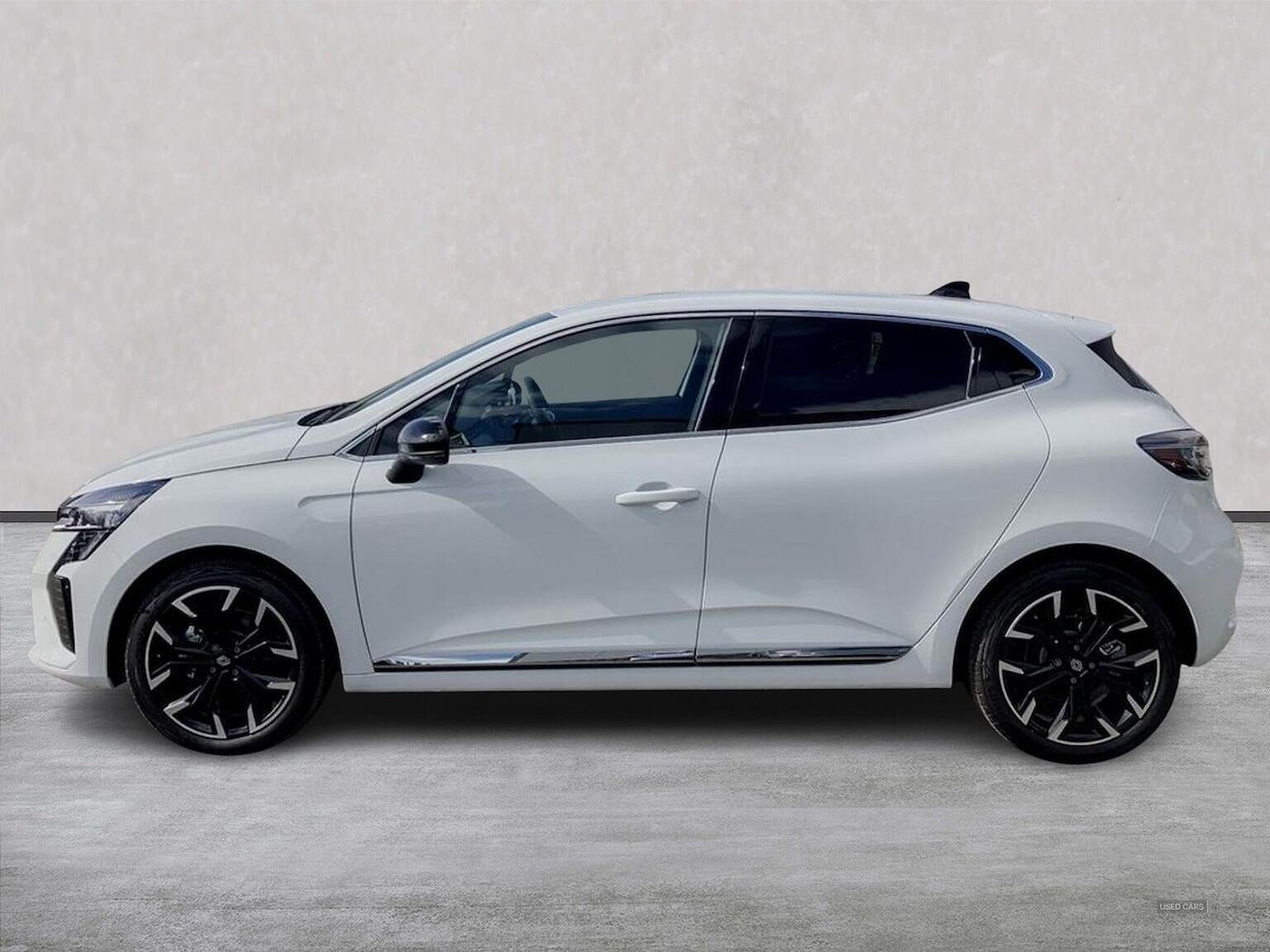 Jun 2025 Renault Clio 1.6 E-Tech Full Hybrid 145 Techno 5Dr Auto