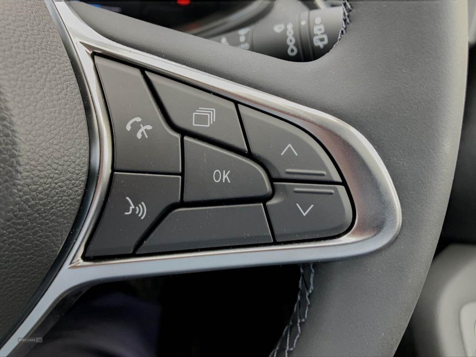 Jun 2025 Renault Clio 1.6 E-Tech Full Hybrid 145 Techno 5Dr Auto