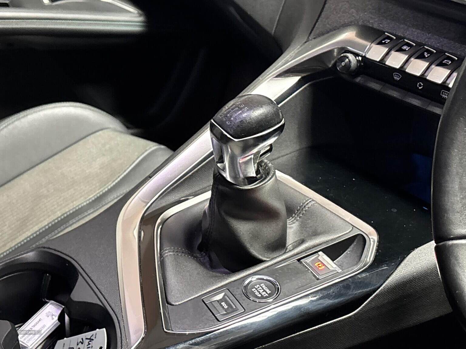 May 2022 Peugeot 3008 1.5 Bluehdi Allure Premium 5Dr