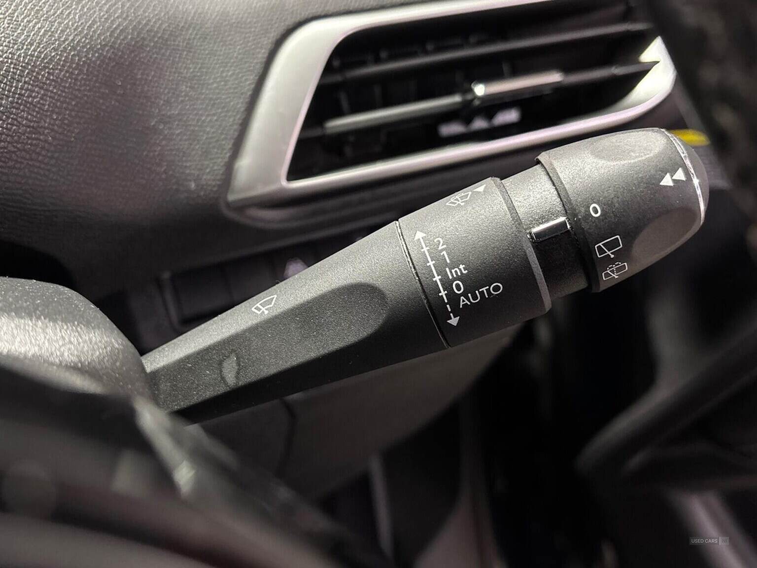 May 2022 Peugeot 3008 1.5 Bluehdi Allure Premium 5Dr