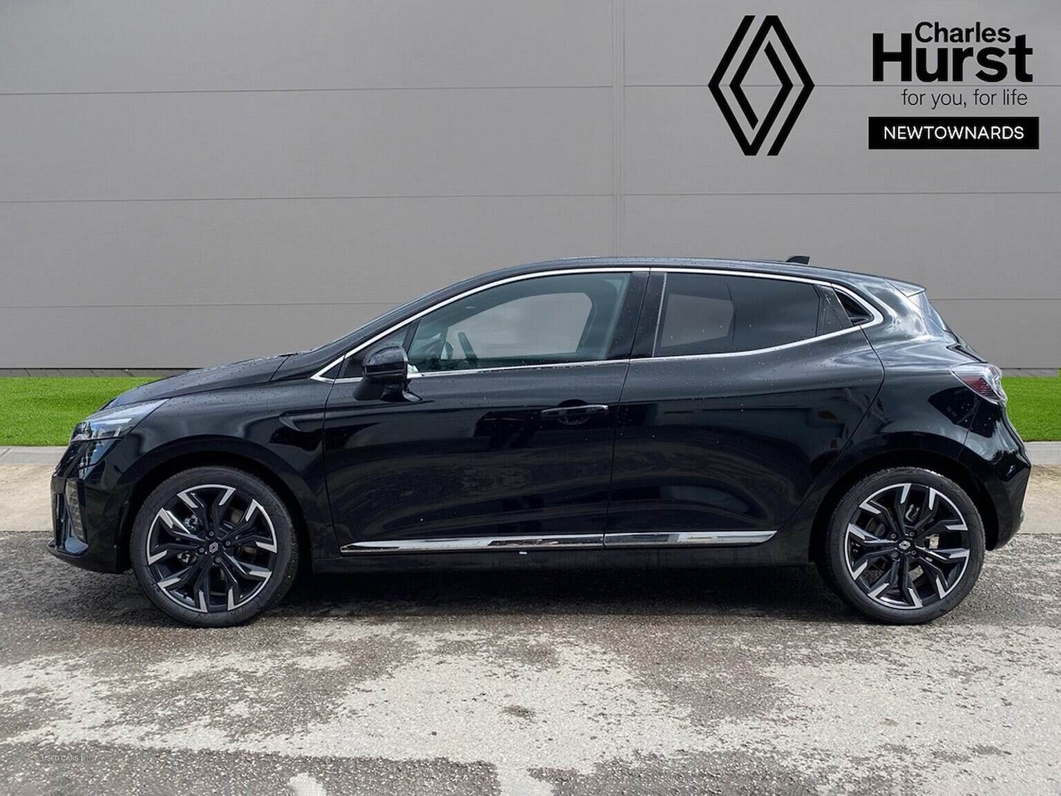 Jun 2025 Renault Clio 1.6 E-Tech Full Hybrid 145 Esprit Alpine 5Dr Auto