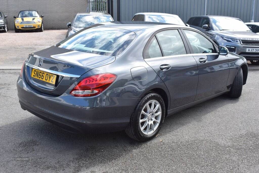 Sep 2016 Mercedes-Benz C-Class C220d SE Executive 4dr Auto