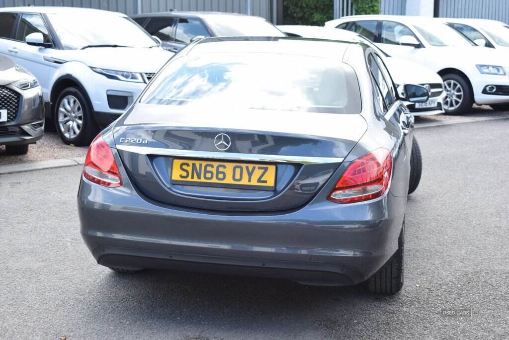 Sep 2016 Mercedes-Benz C-Class C220d SE Executive 4dr Auto