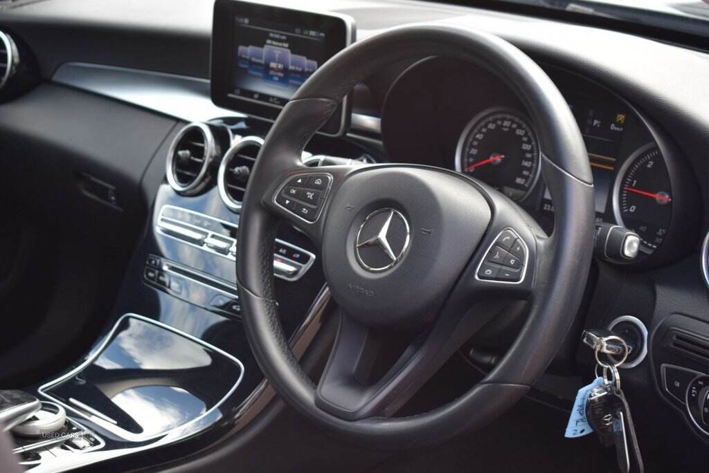 Sep 2016 Mercedes-Benz C-Class C220d SE Executive 4dr Auto