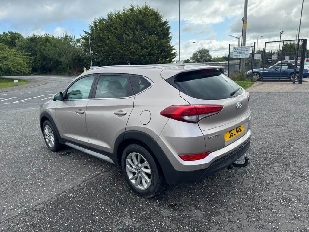 Jan 2018 Hyundai Tucson 1.7 CRDi Blue Drive Premium 5dr 2WD