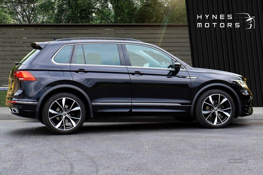 Jan 2022 Volkswagen Tiguan 2.0 TDI R-Line 5dr DSG
