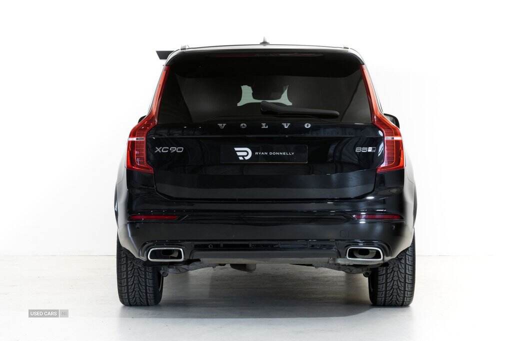 Jan 2020 Volvo XC90 2.0 B5D [235] R DESIGN 5dr AWD Geartronic