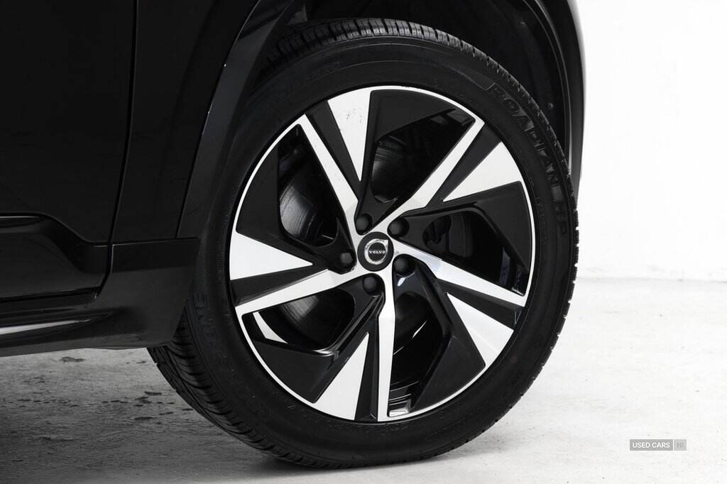 Jan 2020 Volvo XC90 2.0 B5D [235] R DESIGN 5dr AWD Geartronic