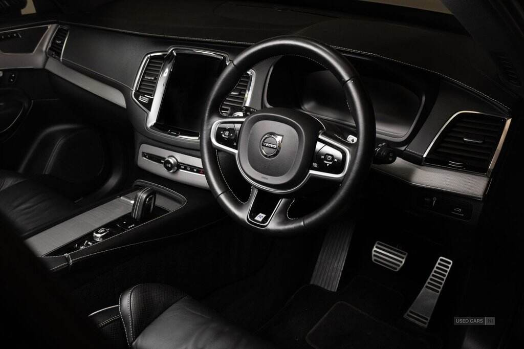 Jan 2020 Volvo XC90 2.0 B5D [235] R DESIGN 5dr AWD Geartronic