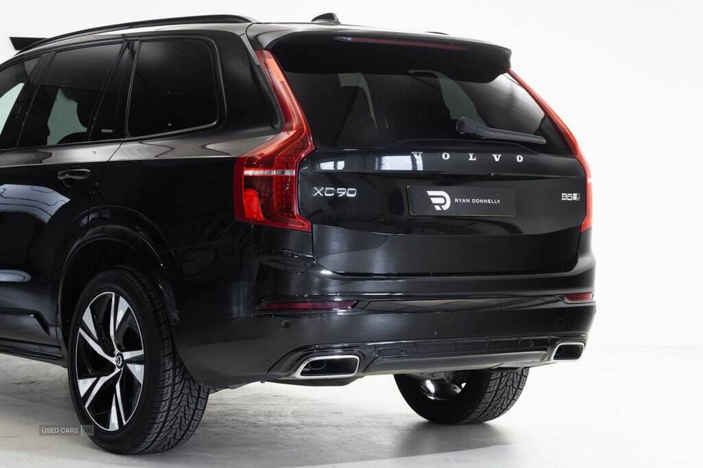 Jan 2020 Volvo XC90 2.0 B5D [235] R DESIGN 5dr AWD Geartronic