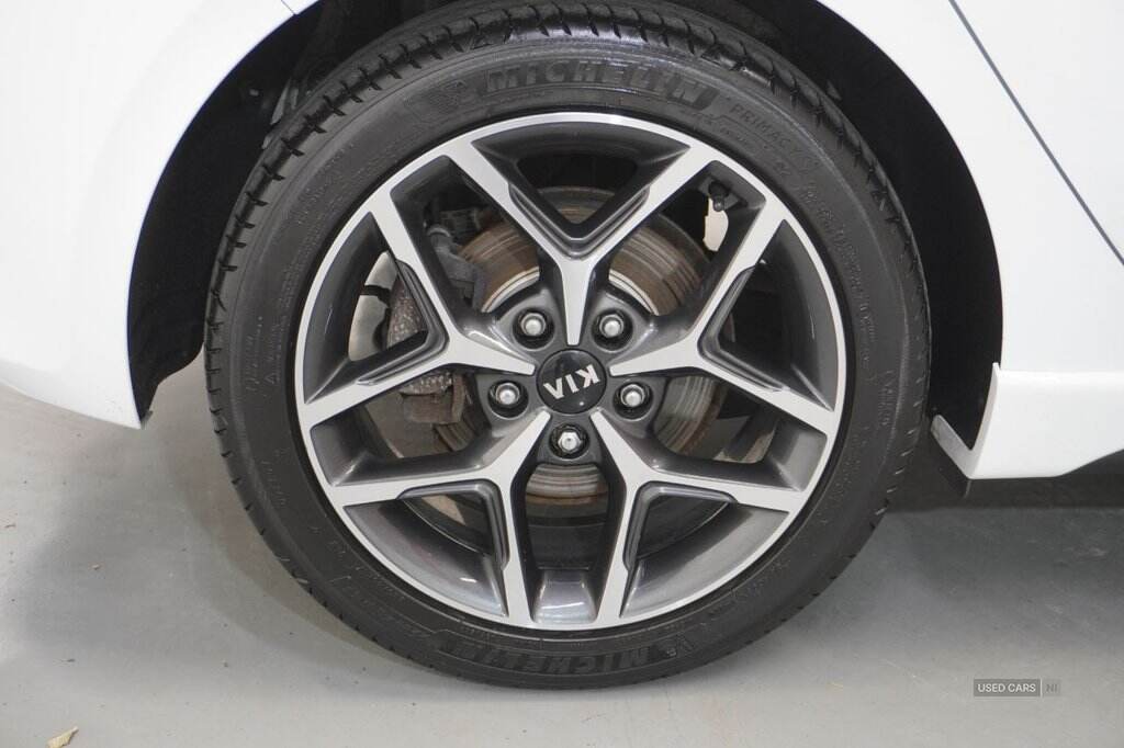 Jun 2021 Kia Ceed 1.6 CRDi 48V ISG GT-Line 5dr