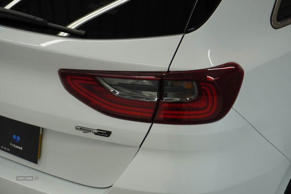 Jun 2021 Kia Ceed 1.6 CRDi 48V ISG GT-Line 5dr