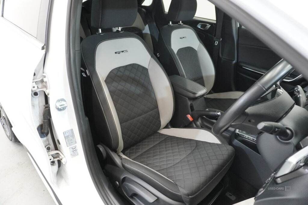 Jun 2021 Kia Ceed 1.6 CRDi 48V ISG GT-Line 5dr
