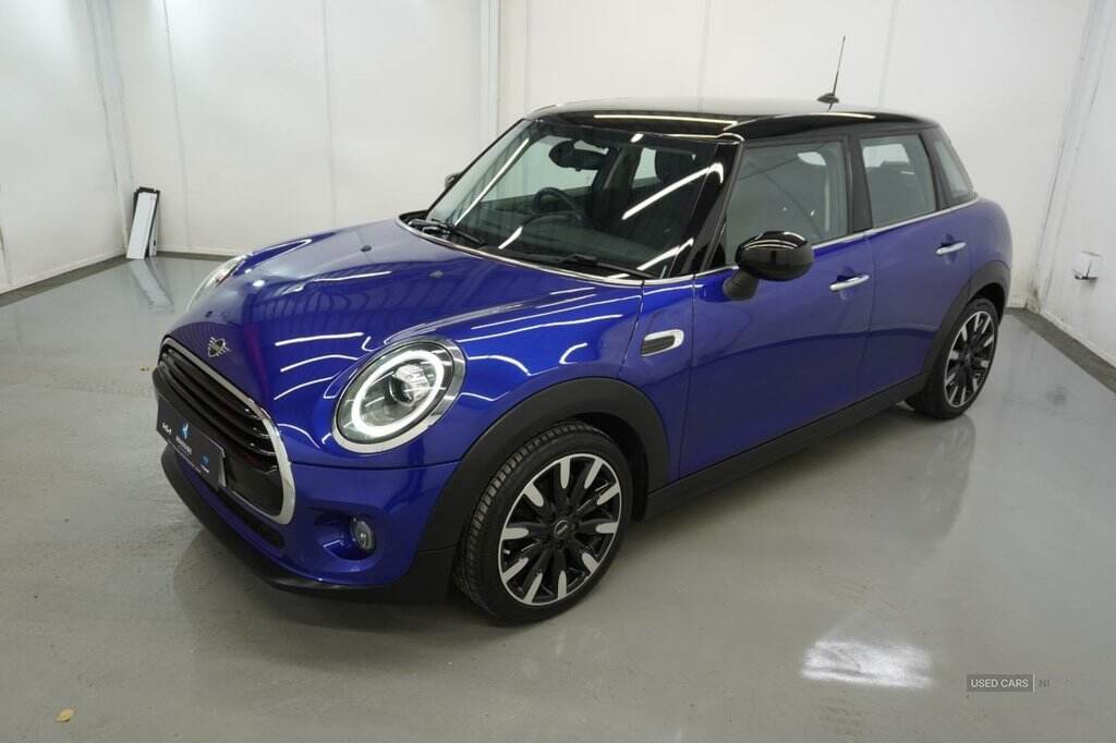 Aug 2020 MINI Hatch 1.5 Cooper Classic II 5dr