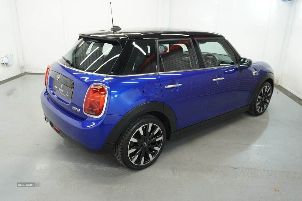 Aug 2020 MINI Hatch 1.5 Cooper Classic II 5dr
