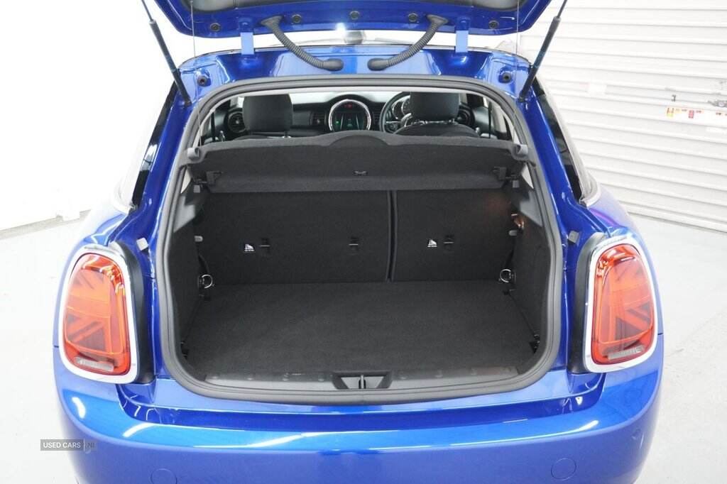 Aug 2020 MINI Hatch 1.5 Cooper Classic II 5dr