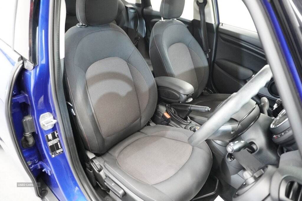Aug 2020 MINI Hatch 1.5 Cooper Classic II 5dr