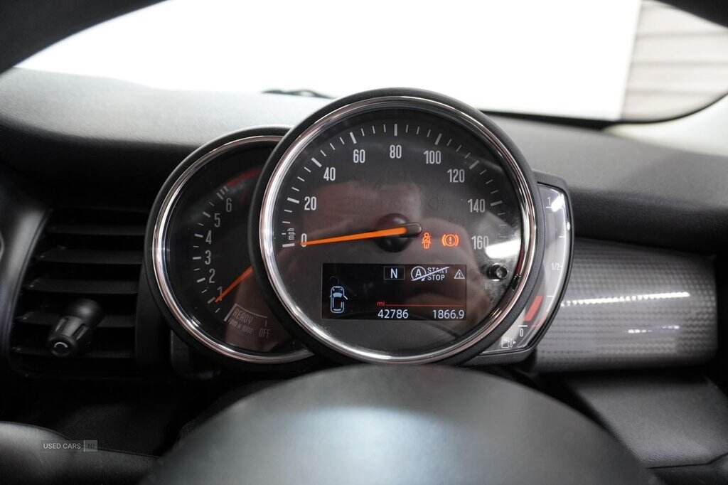 Aug 2020 MINI Hatch 1.5 Cooper Classic II 5dr