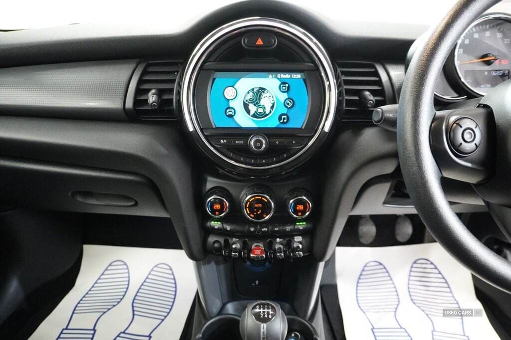 Aug 2020 MINI Hatch 1.5 Cooper Classic II 5dr