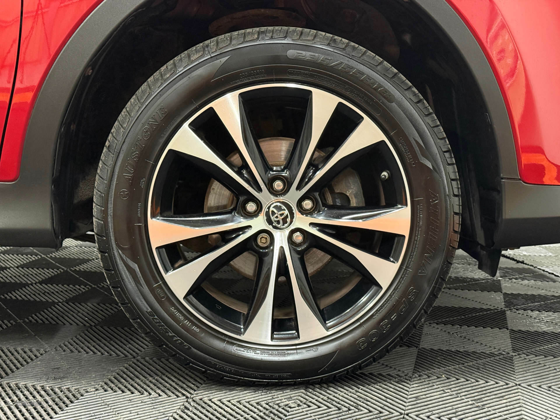 May 2015 Toyota RAV4 2.0 D-4D Icon 5dr 2WD