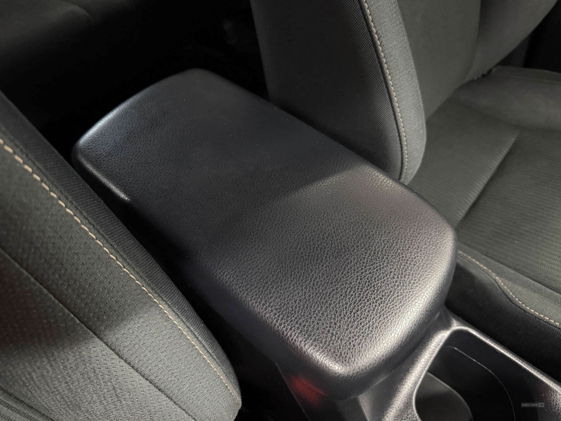 May 2015 Toyota RAV4 2.0 D-4D Icon 5dr 2WD