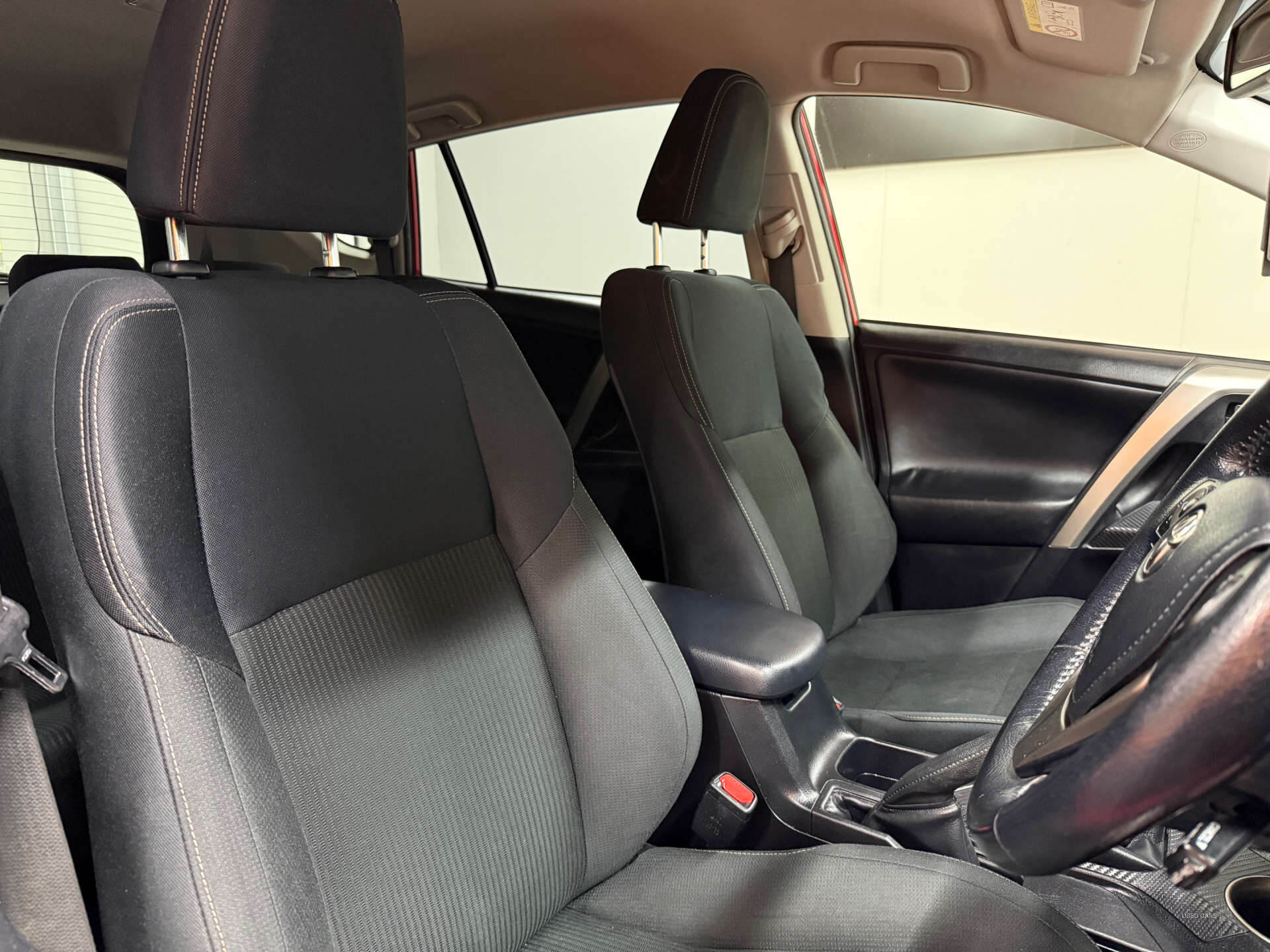 May 2015 Toyota RAV4 2.0 D-4D Icon 5dr 2WD