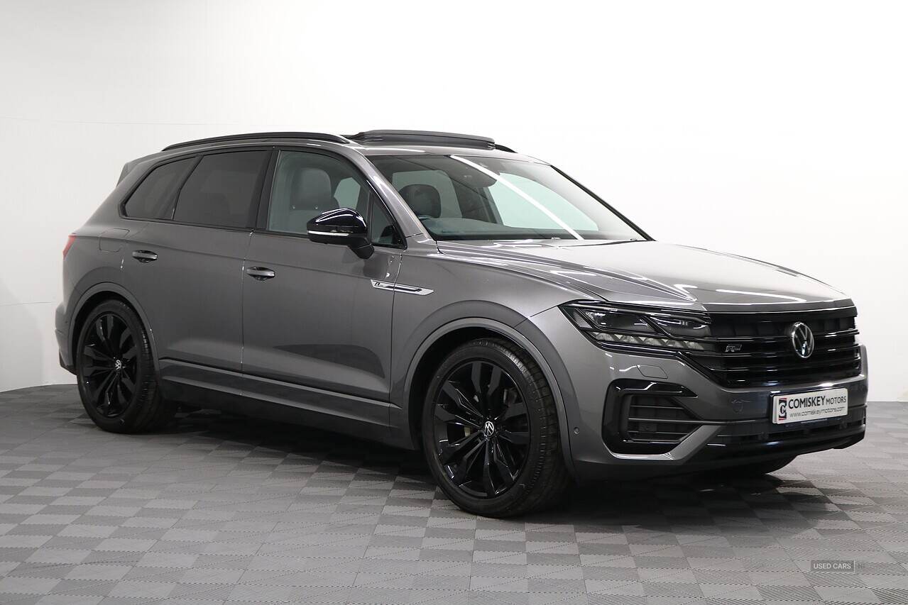 May 2021 Volkswagen Touareg 3.0 V6 TDI 4Motion Black Edition 5dr Tip Auto