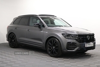 Volkswagen Touareg TDI V6 Black Edition in Down