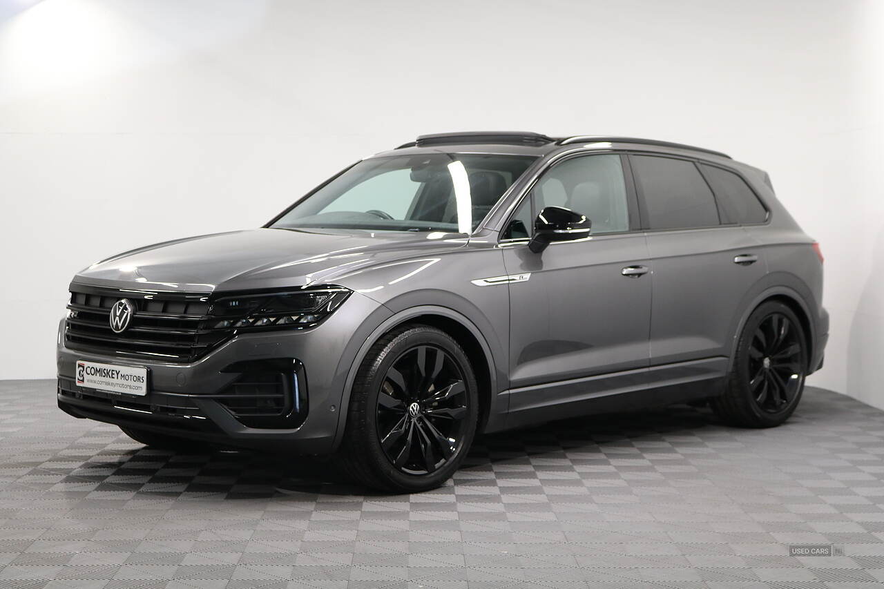 May 2021 Volkswagen Touareg 3.0 V6 TDI 4Motion Black Edition 5dr Tip Auto
