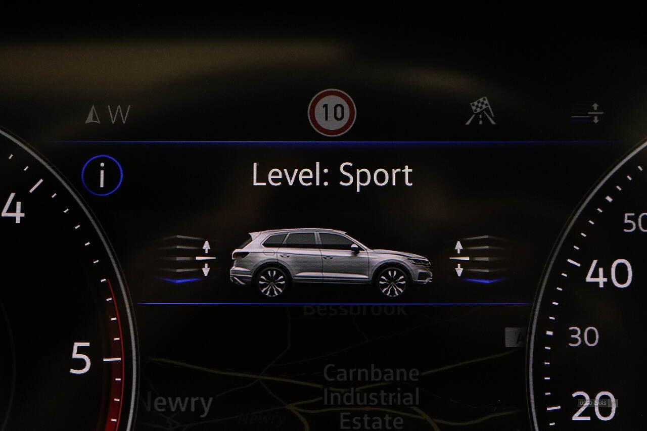 May 2021 Volkswagen Touareg 3.0 V6 TDI 4Motion Black Edition 5dr Tip Auto